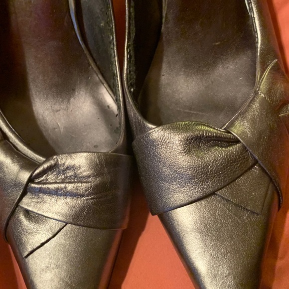 Classy silver pump - Picture 2 of 3